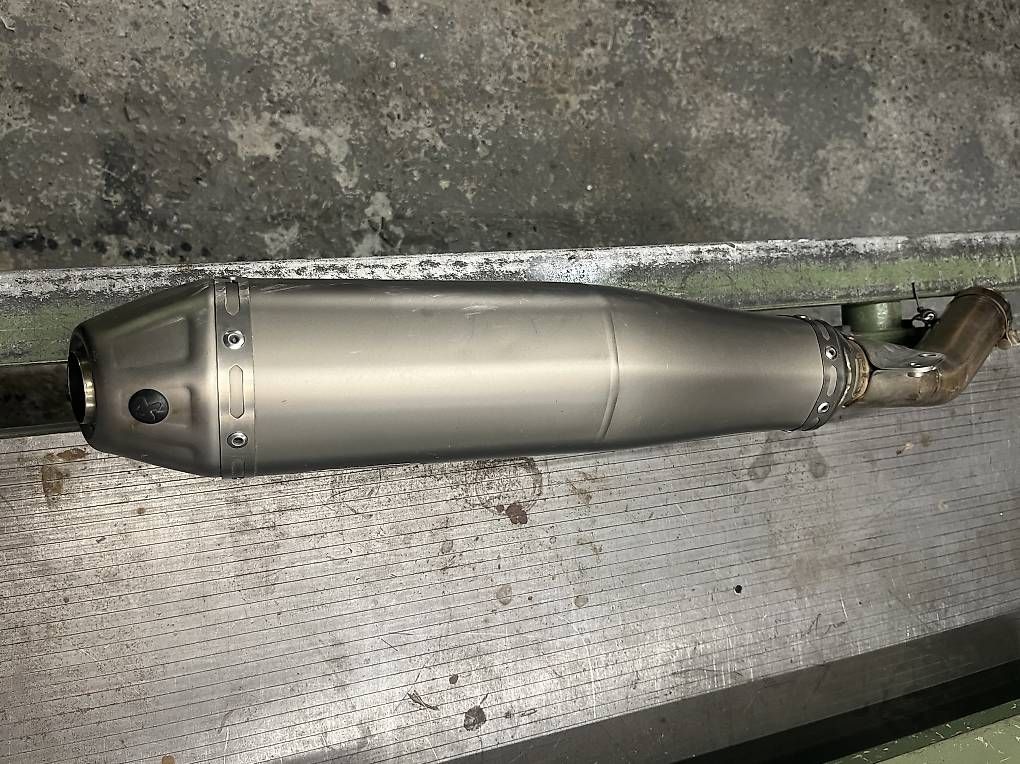 Échappements: Akrapovic Auspuff Yamaha YZ250F – D'occasion à Appenzell par Belgo 3