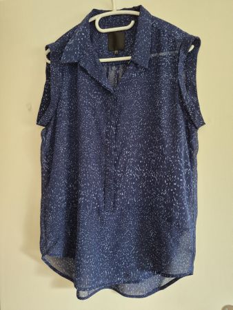 Ärmellose Bluse InWear blau gemustert Grösse 40