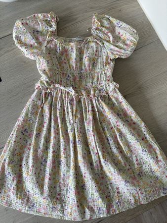 Kleid LC Waikiki Blumenmuster Grösse 128-134 cm guter Zustan
