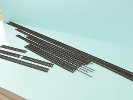 Arnold Gleismaterial, braune Schwellen, 9 X Stück