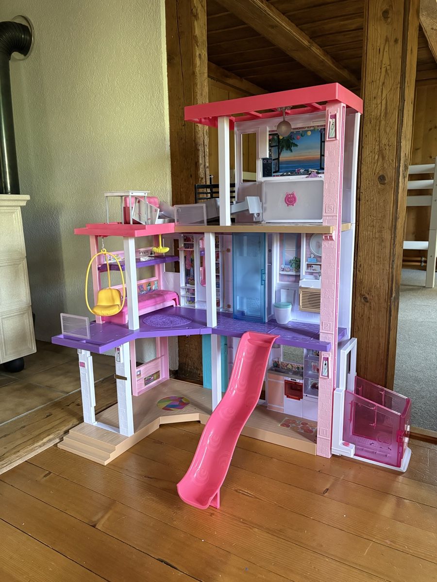 Barbie Case e mobili per bambole: Barbie Traumvilla – Usato da Belp venduto da lohan09