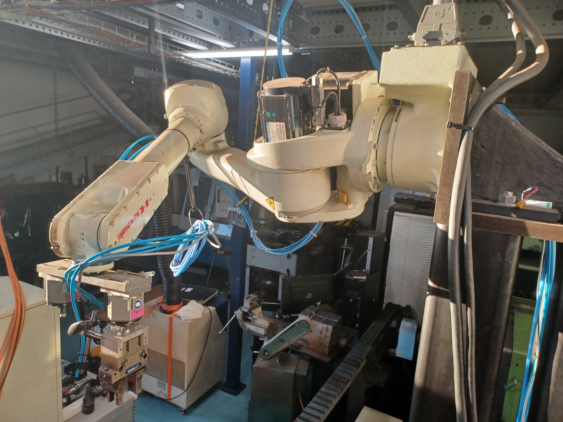 Kawasaki Tutte le macchine: Kawasaki Roboter – Usato da Lyss venduto da marcohumbel 7