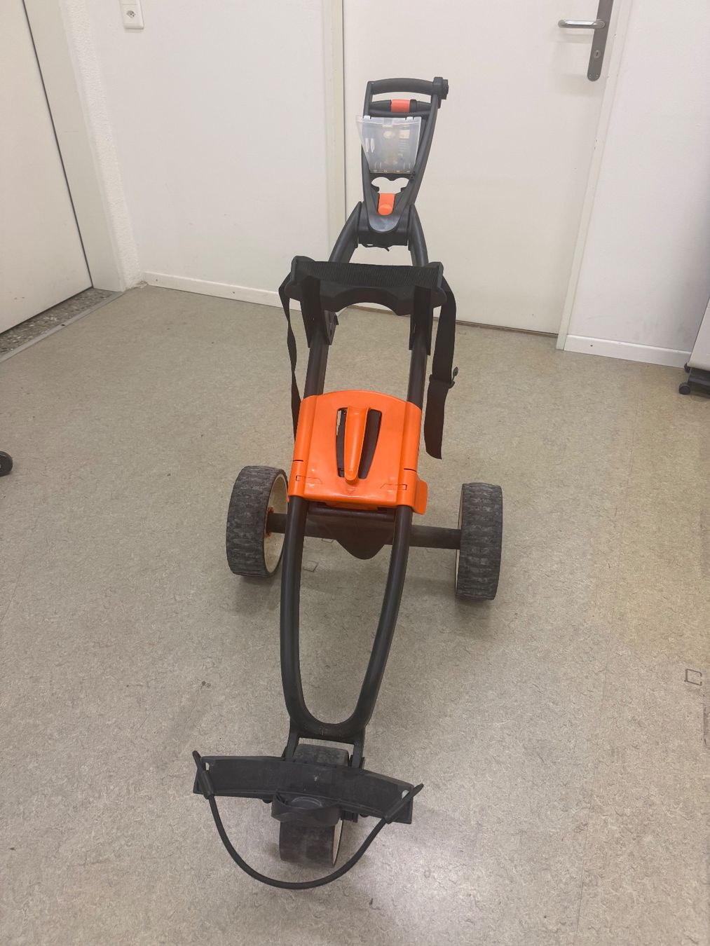Chariots: Golf Trolley elektrisch – D'occasion à Bonstetten par Wachturm