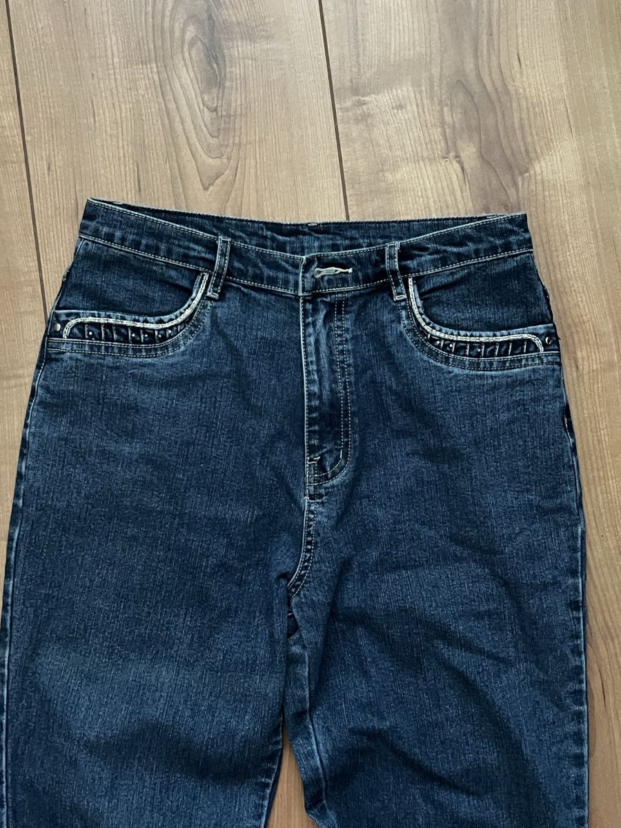 Jeans: Jeans Q-ming dunkle Damen Grösse S – Usato da Thierachern venduto da sha_r8ly 1