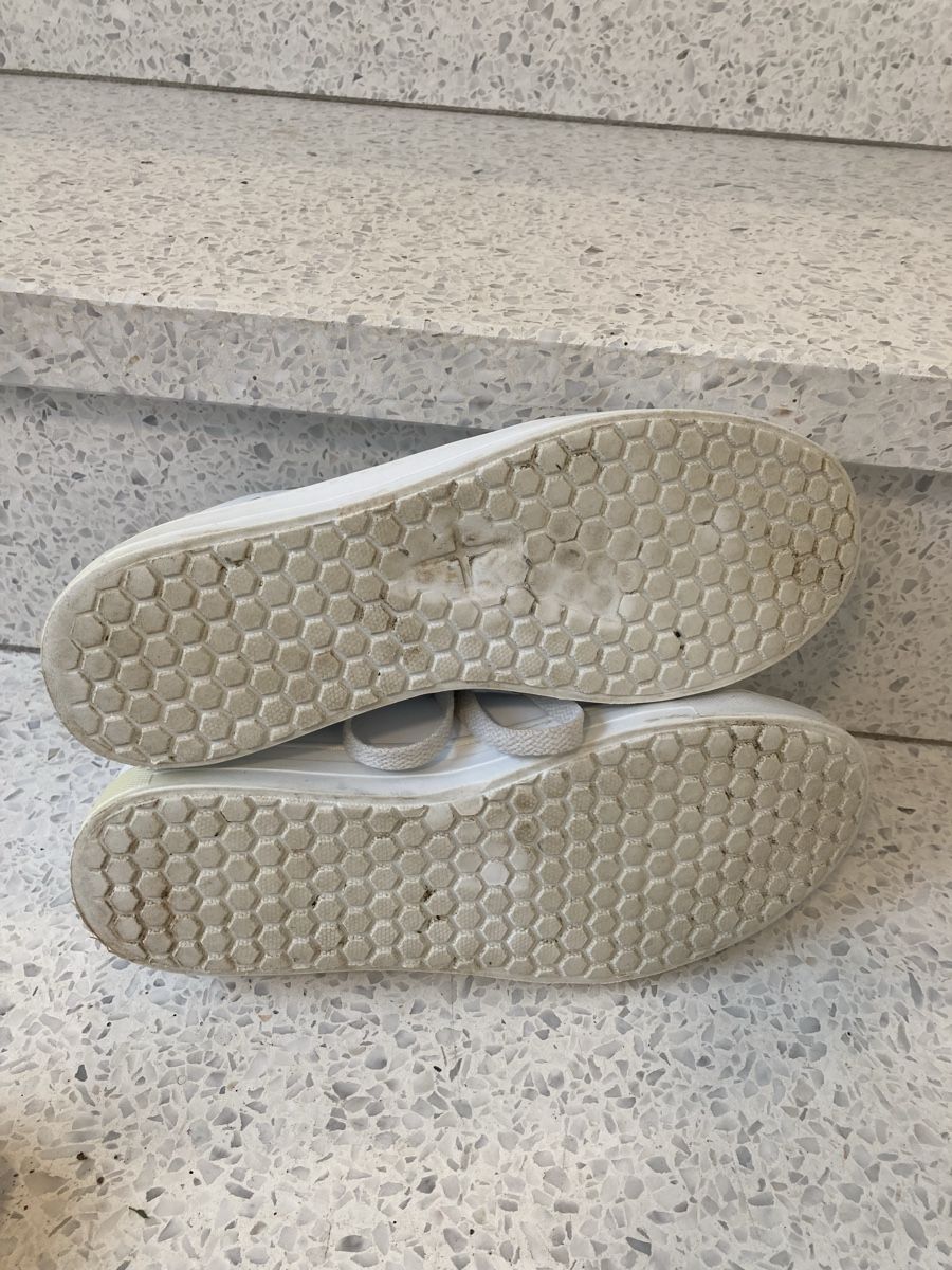 Schuhe für Mädchen: Turnschuhe Gr. 38 – Gebraucht aus Luzern von Aldabema 5