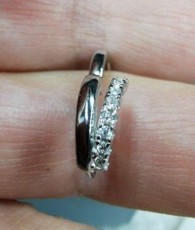 Orecchini pendenti & Orecchini a lobo: Boucle d'oreille argent diamants de moissanite de 0,04 ct – Nuovo e nell'imballaggio originale da Reconvilier venduto da Tsma67