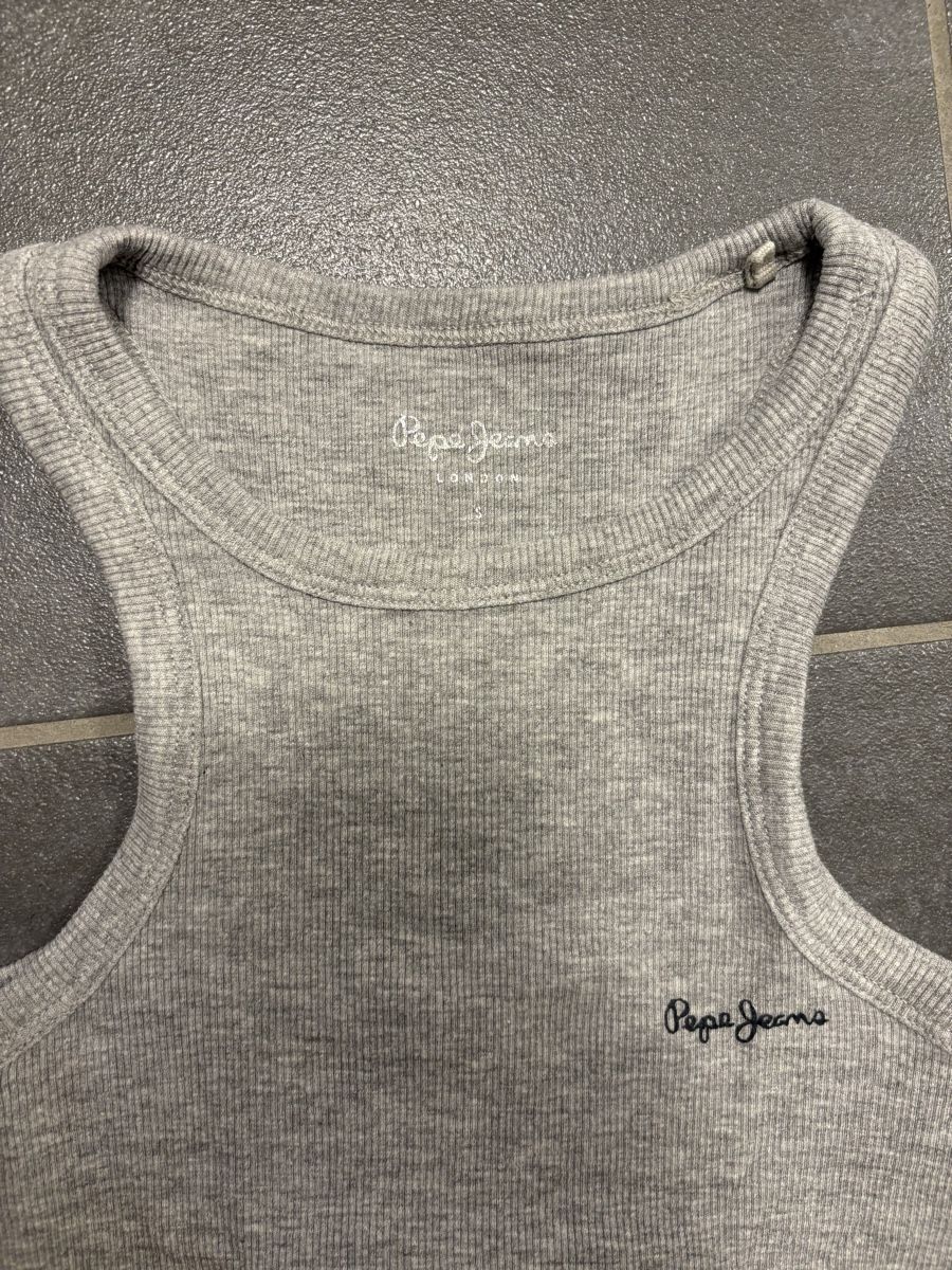 Pepe Jeans Tops: Vintage Pepe Jeans Tank Top S – Neuf (Voir description) à Rümlang par svent 2