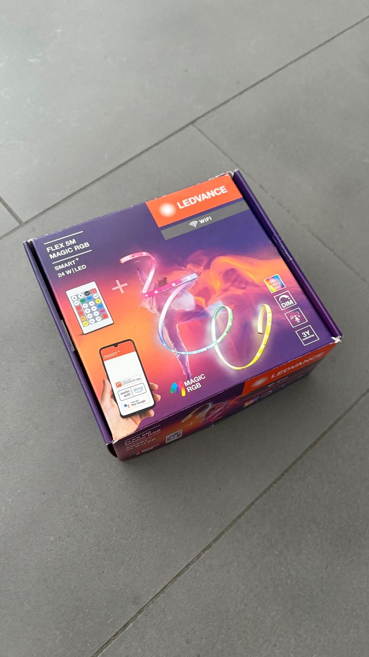 Ghirlande e barre luminose: LEDVANCE SMART+ WIFI FLEX 5M LED-Streifen – Nuovo e nell'imballaggio originale da Rotkreuz venduto da pschwerz