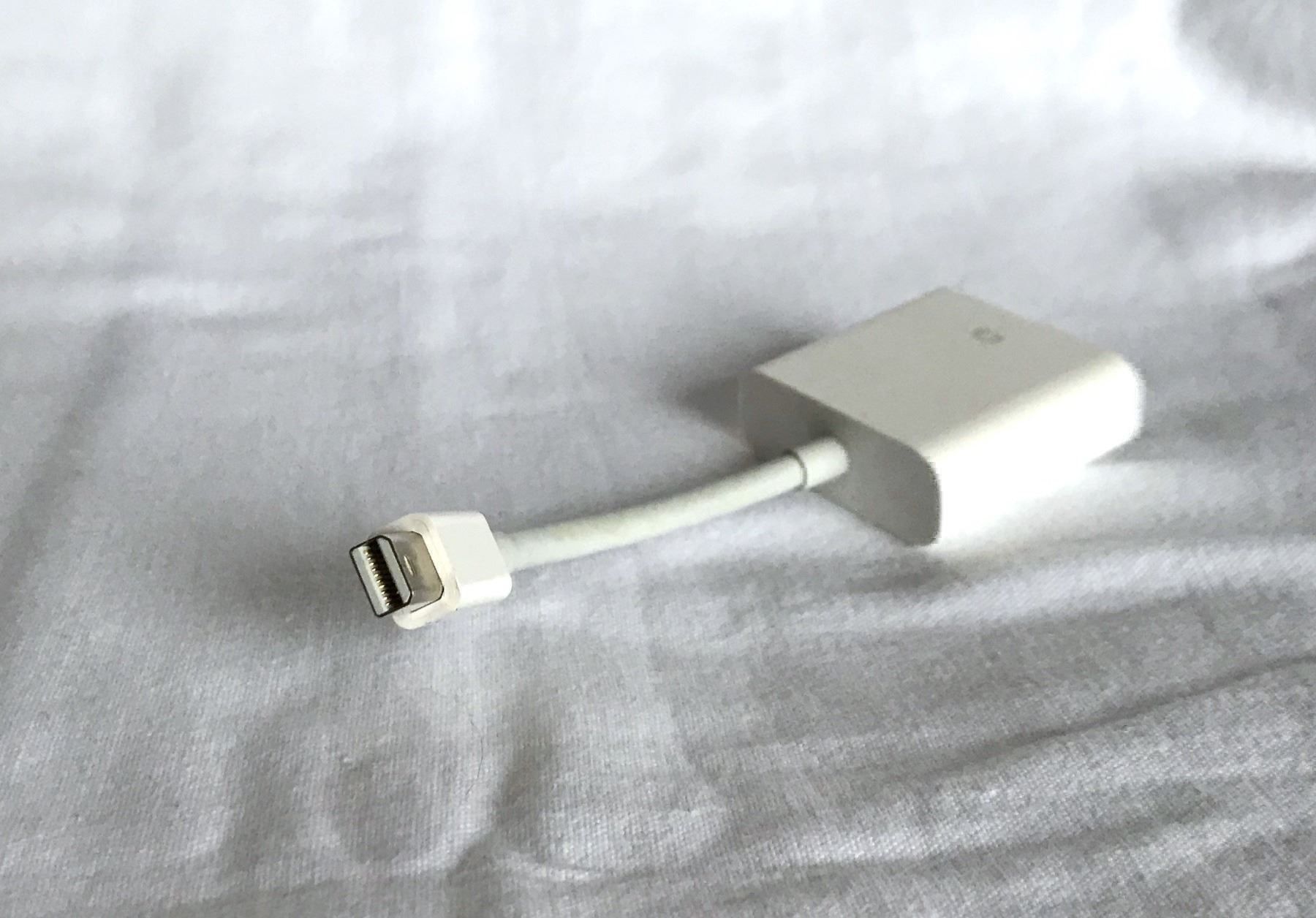 Apple Unità & Adattatore: Apple Mini DisplayPort auf DVI Adapter – Usato da Basel venduto da ivan_76hoe