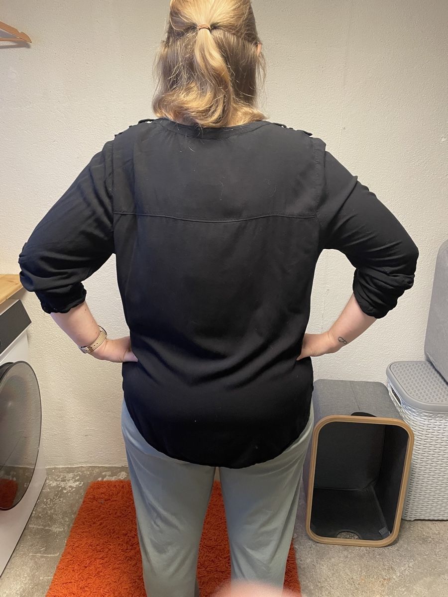 : Schwarze Bluse bpc Collection Grösse 46  – Gebraucht aus Dottikon von JP_13 2