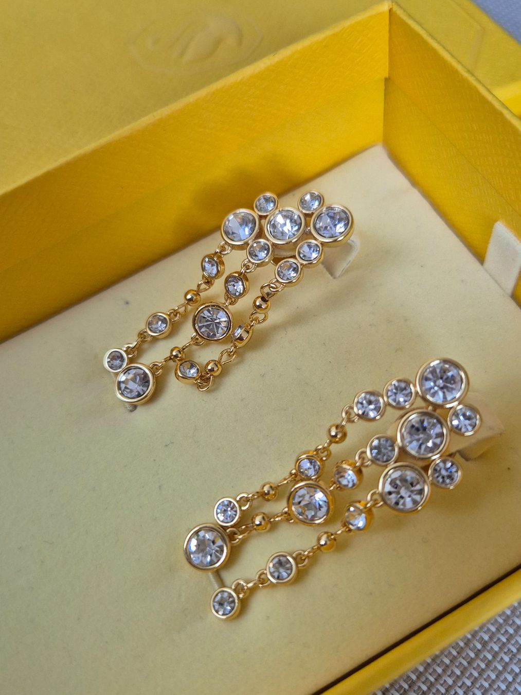 Swarovski Orecchini pendenti & Orecchini a lobo: Ohringe Swarovski – Usato da Küssnacht am rigi venduto da xxmajda 3
