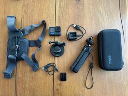 GoPro Hero 10 mit Zubehör