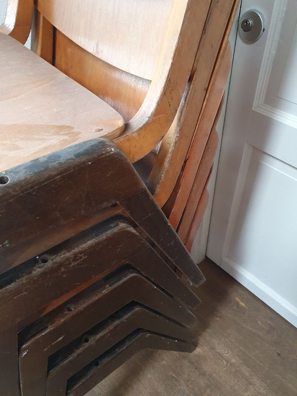 Thonet Chaises: 5 Thonet stapelstühle  – D'occasion à Olten par stritten 3