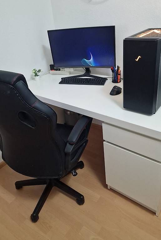 Tischset: Komplett Gaming Set + Möbel – Gebraucht aus Ostermundigen von kri_9yhy