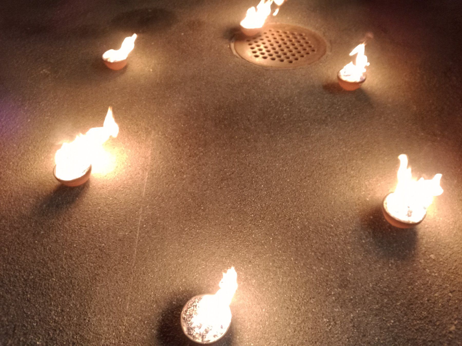 Candele: für Party oder Event  Feuertopf aus 100% Recyclingwachs – Nuovo (secondo la descrizione) da Schaffhausen venduto da LC-digi