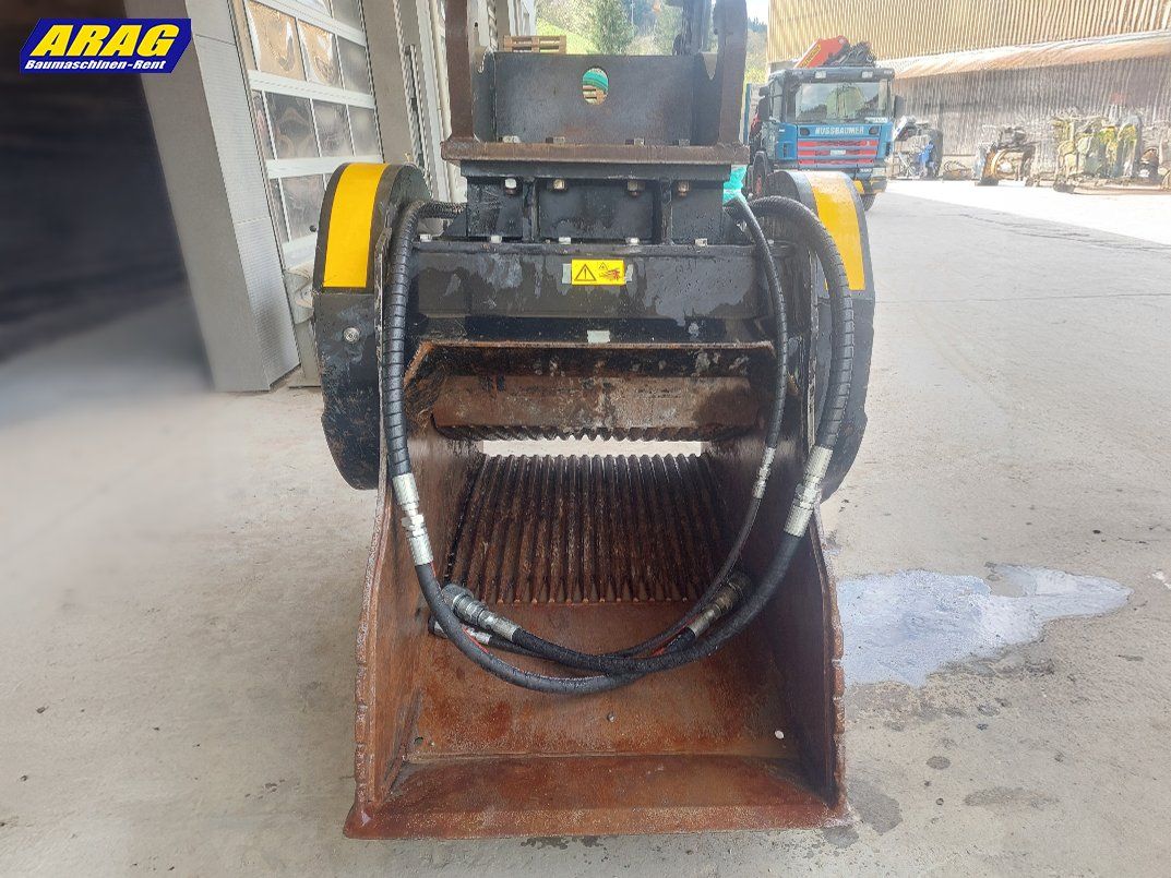 Tutte le macchine: MB Crusher BF90.3 Backenbrecherlöffel – Usato da Hasle LU venduto da Arag08