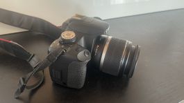 Canon eos 500 d camera 