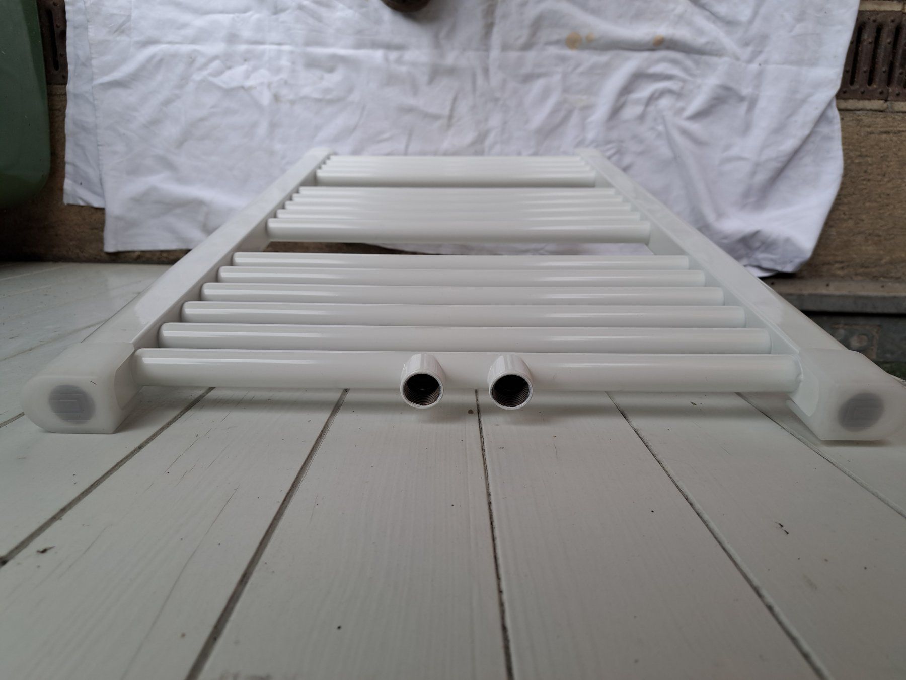 Radiatori: Handtuchradiator 45x75 – Nuovo (secondo la descrizione) da Tegerfelden venduto da Spick67 1