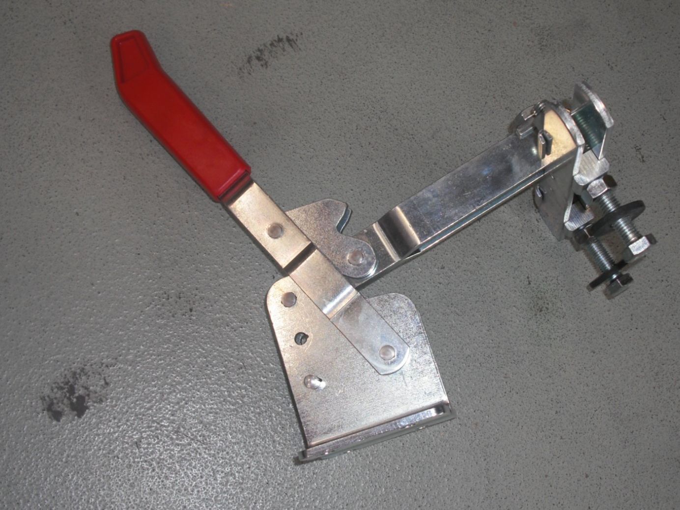 Accessori Trattori &Veicoli agricoli: AMF Senkrechtspanner 6800-6 mit Schwenkarm, Spanner – Usato da Koblenz venduto da 70tschibu