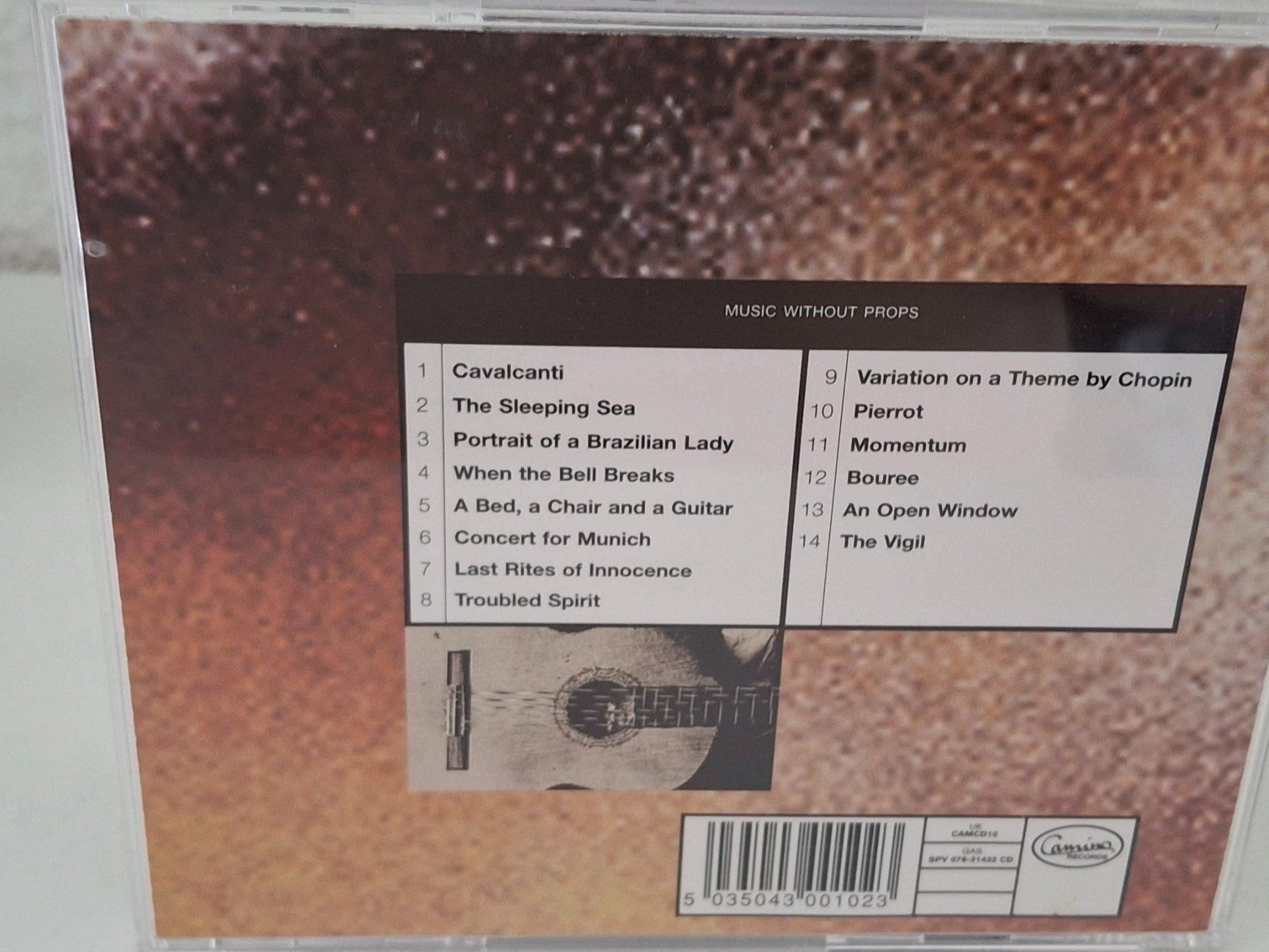 CD: CD Steve Hackett - Momentum .✨ – Usato da Aarberg venduto da Jackup1 1