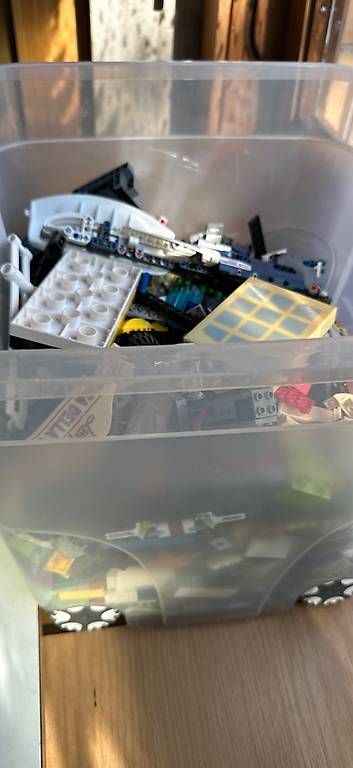 Kit di costruzioni: Legos en vrac – Usato da Plan-les-Ouates venduto da emma1981 1