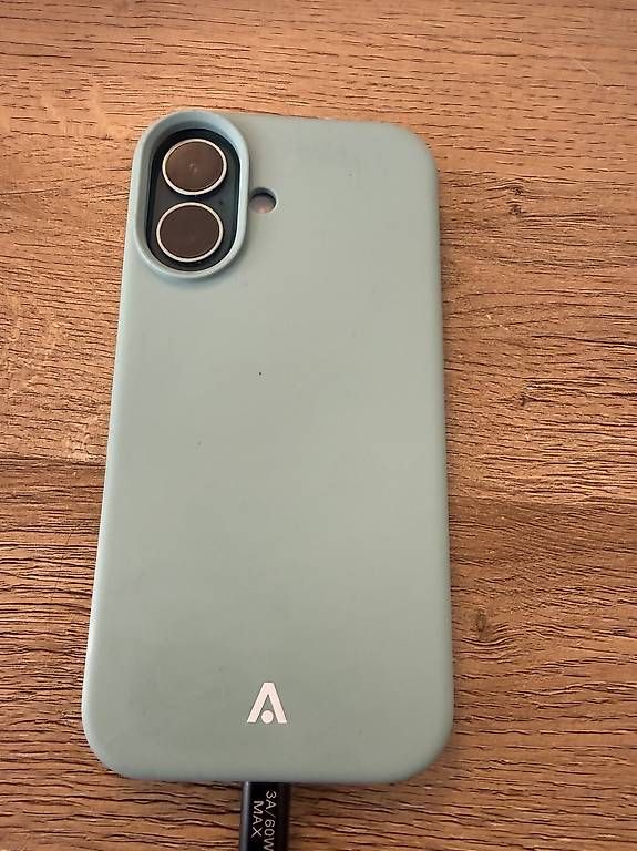 Telefoni cellulari / Smartphones: Iphone 16 teal 128gb – Usato da Menzingen venduto da Priganica 5