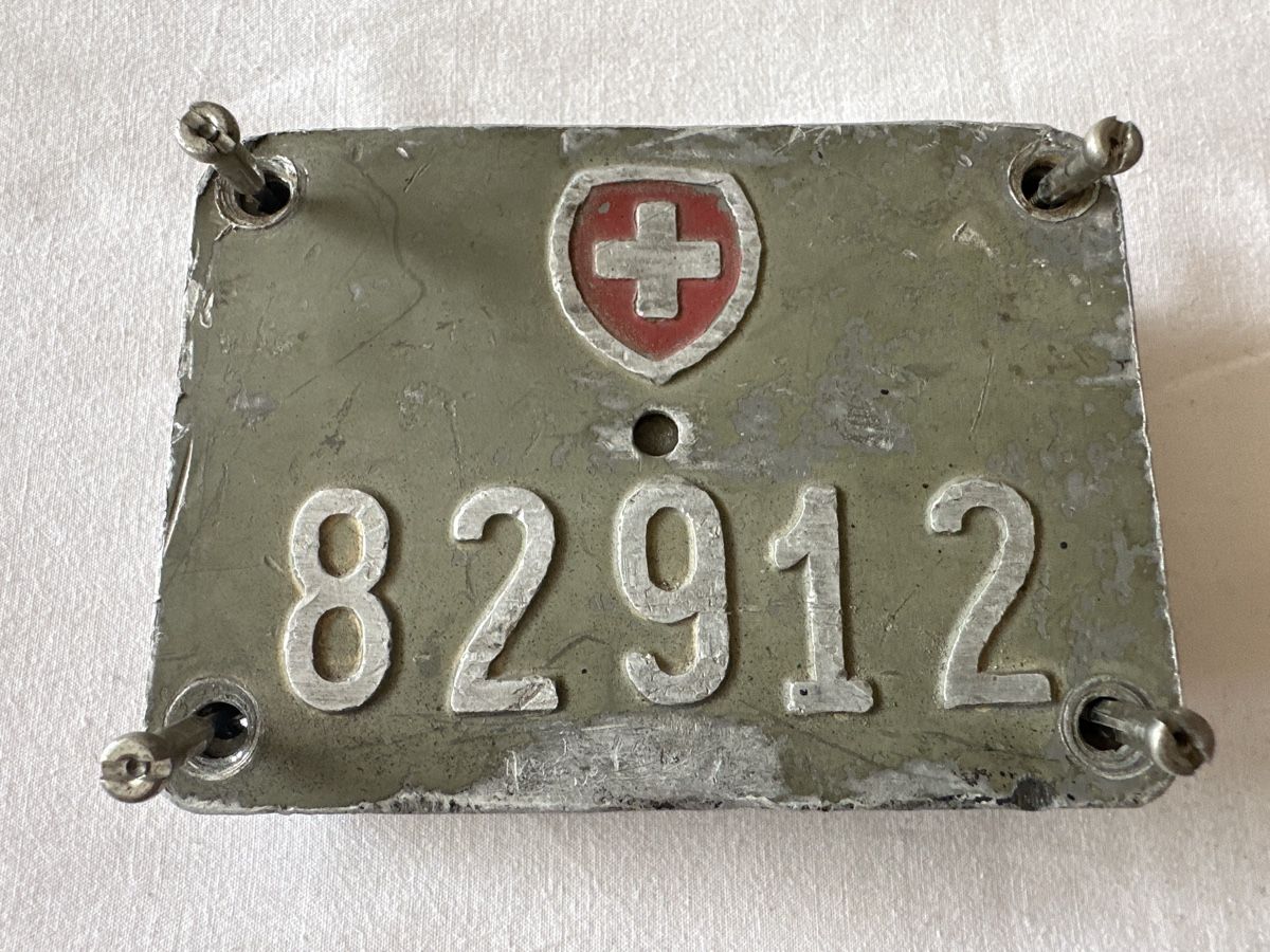 Schweizer Armee Schilder: Alte Schweizer Militär-Velonummer 82912 – Gebraucht aus Steffisburg von WerkstattMaster