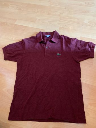 Joli polo bordeaux Lacoste taille S
