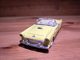 Modellauto Ford Thunderbird