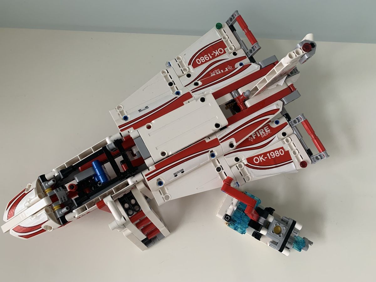 Lego Giocattoli: Lego Technic Löschflugzeug 42040 – Usato da Killwangen venduto da Zermatt5 1