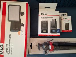 Videoleuchte Set – Akku, Ladegerät, Ministativ - NEU