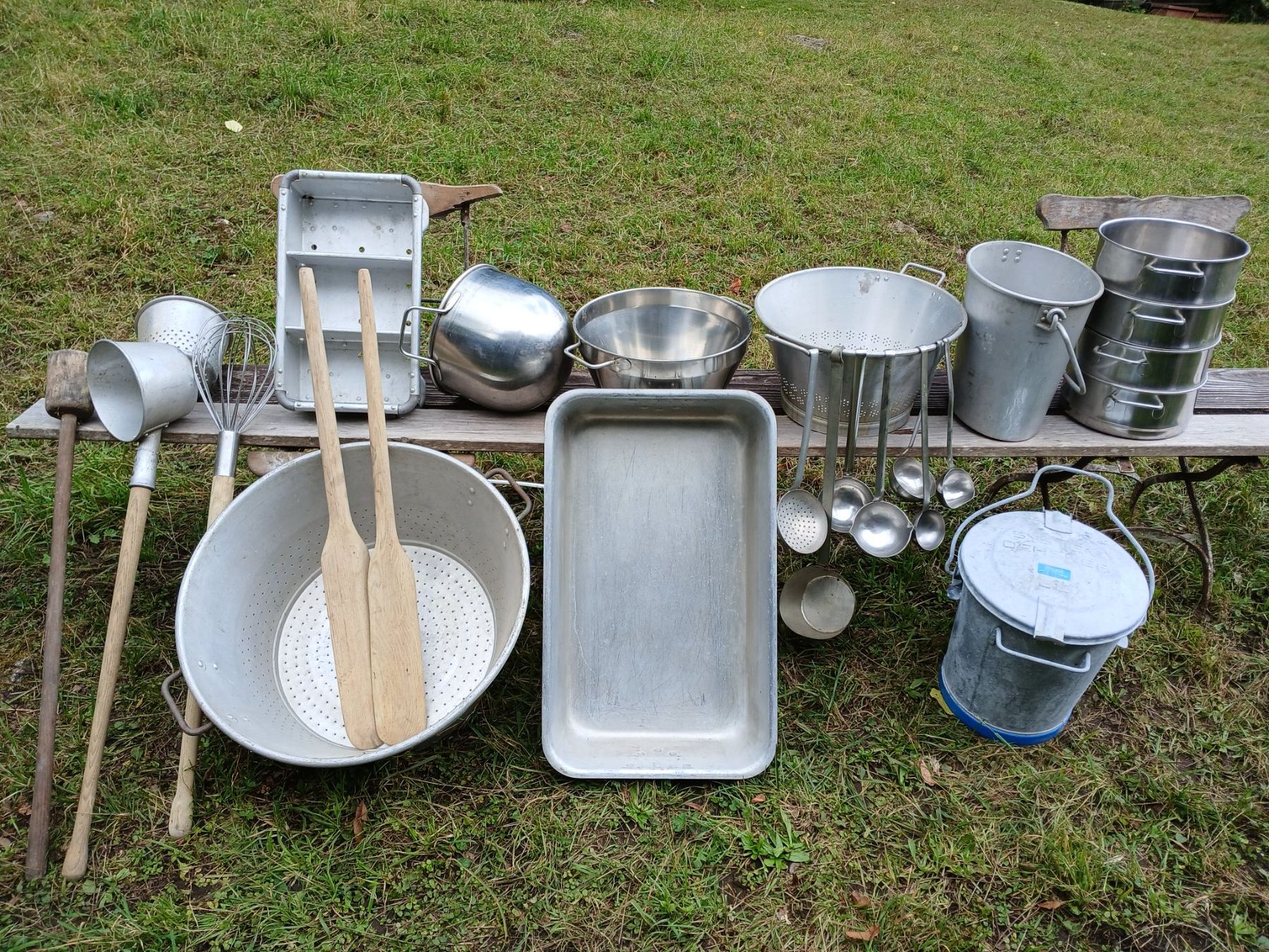 Cucine complete: Küchen Ausrüstung > aus Armee Bestand – Usato da Bilten venduto da Archiv55