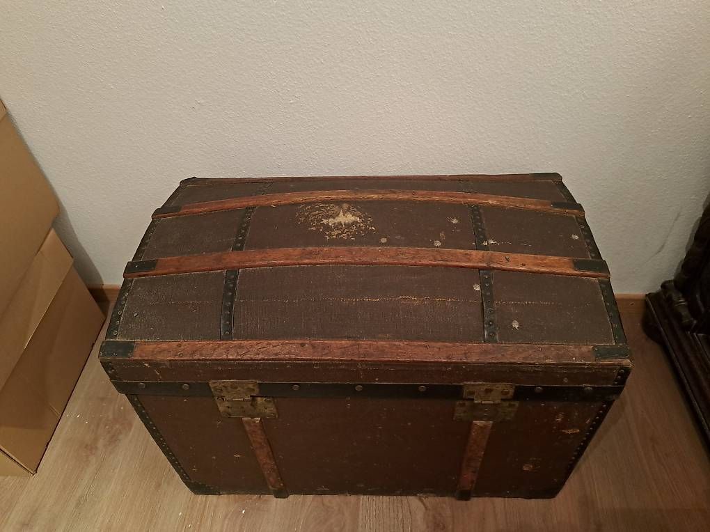 Cassapanche: 2 antike Reisetruhen – Usato da Zürich venduto da pet_mj5b