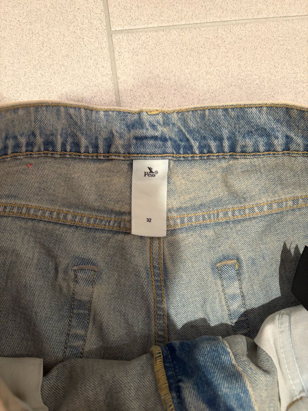 Jeans: Peso Pintuck Jeans, Size 32 – Usato da Lyss venduto da yan_w78f 2