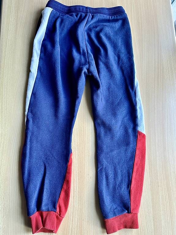 Pantaloni: Trainer / Jogging Hosen 116 & 128 – Usato da Fehren venduto da Flugzeug1177 2