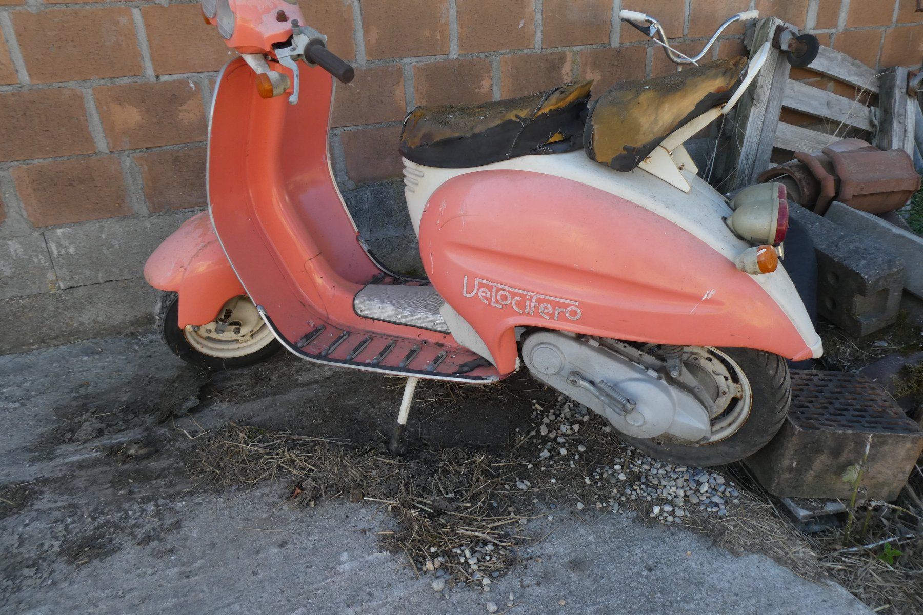 Alle Dekorationen: Moto vendu pour déco loft – Gebraucht aus Fontaines NE von monloisir 7