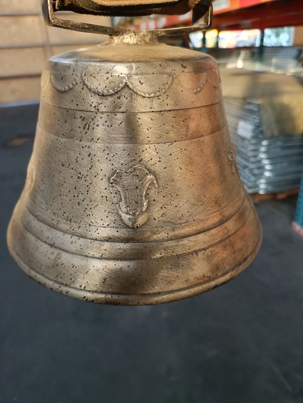 Campanacci mucche: Antike Glocke mit Seltenheitswert. – Usato da Däniken SO venduto da sgoldvreni 7
