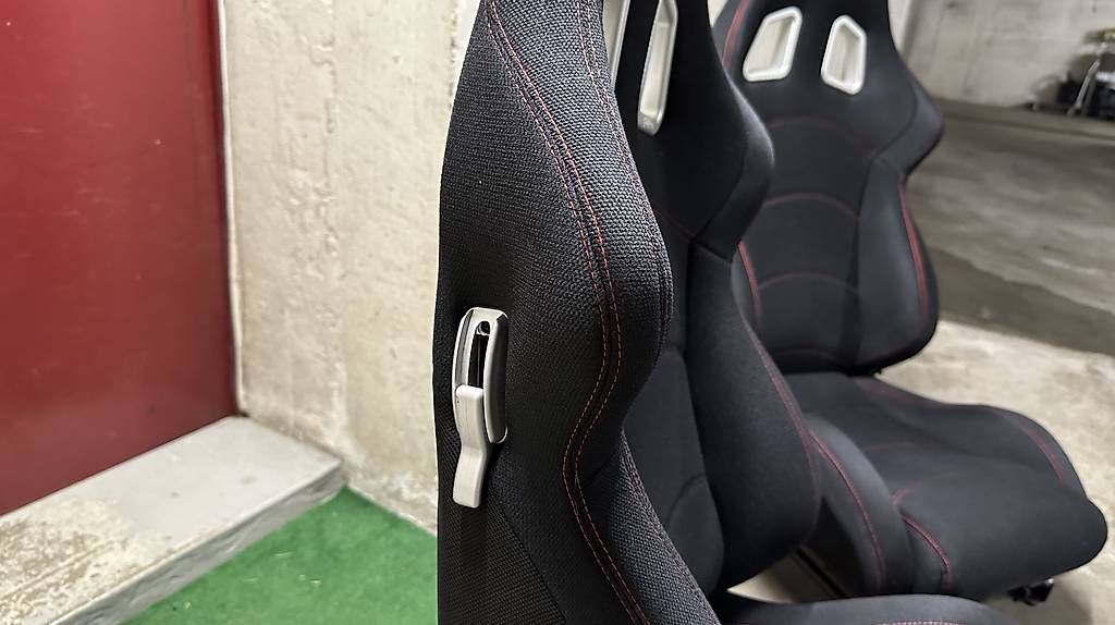 Toutes les pièces auto: SPARCO Sportsitze – D'occasion à Egnach par begobes 1