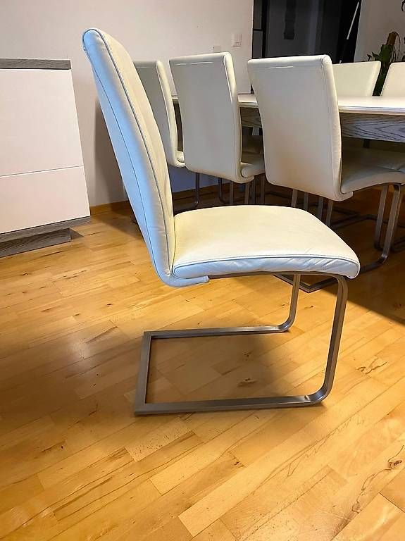 Set di tavolo e panche: Table et buffet en granit avec 8 chaises offertes – Usato da Vufflens-la-Ville venduto da mar_xv8k 4