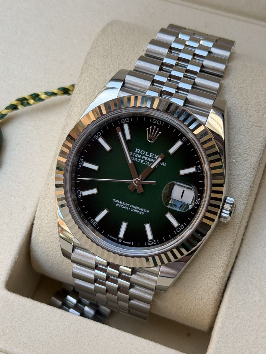 Rolex Orologi: Rolex Datejust 41 Ombre – Nuovo e nell'imballaggio originale da Zürich venduto da watchdealer-24 7