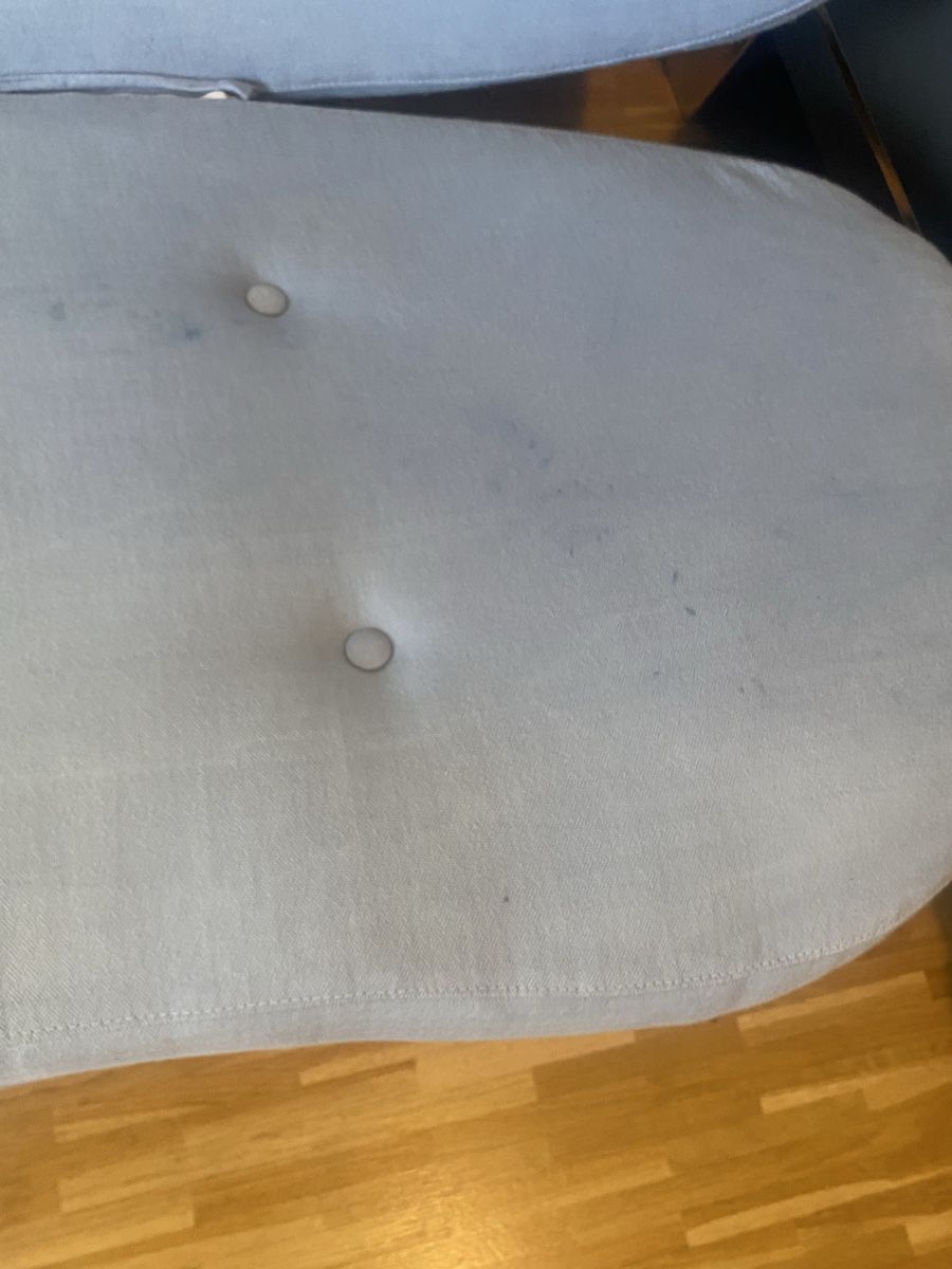 Sofas: Bettsofa hellblau mit Flecken 3-Sitzer Gebraucht – Gebraucht aus Zürich von zuerich51 2