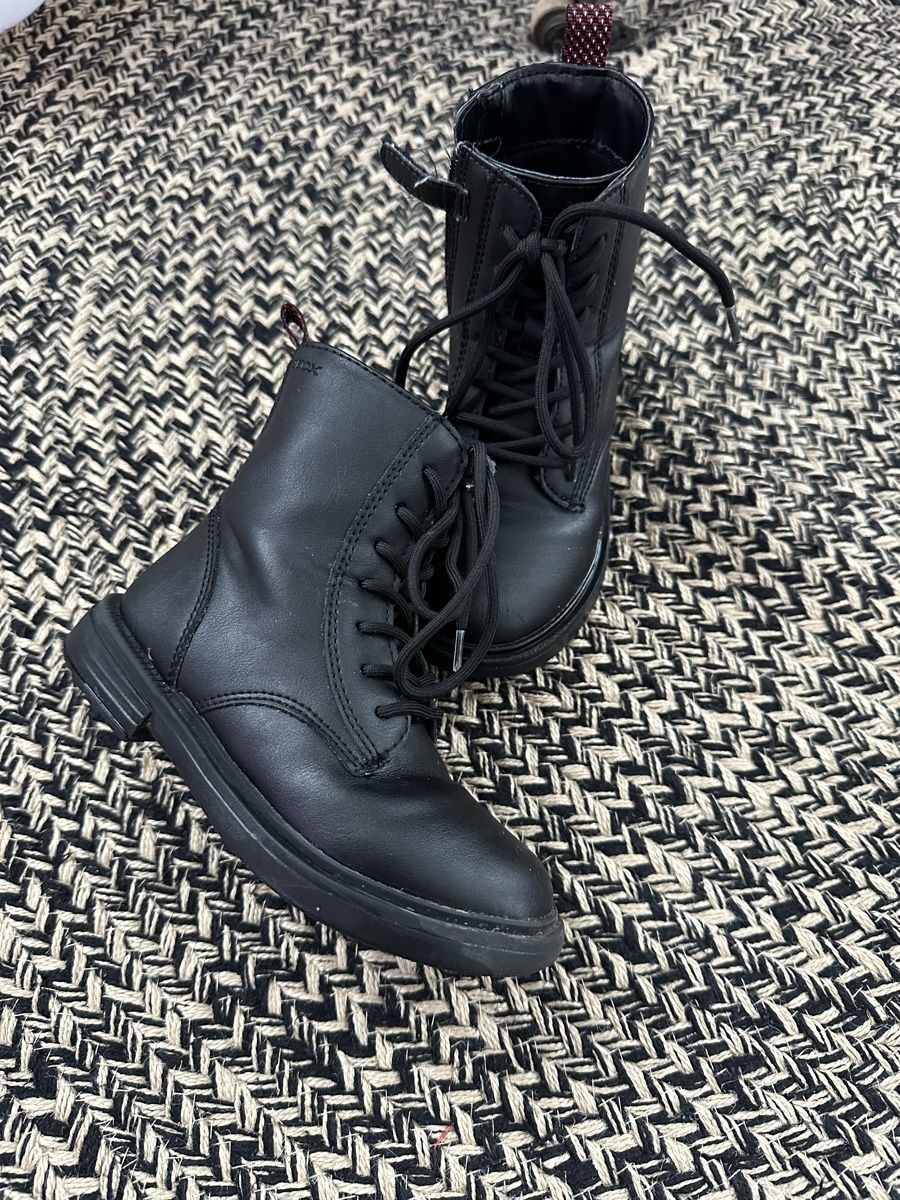 Geox Scarpe per ragazze: Schicke Geox Stiefelchen – Usato da Oberuzwil venduto da SaMa1986