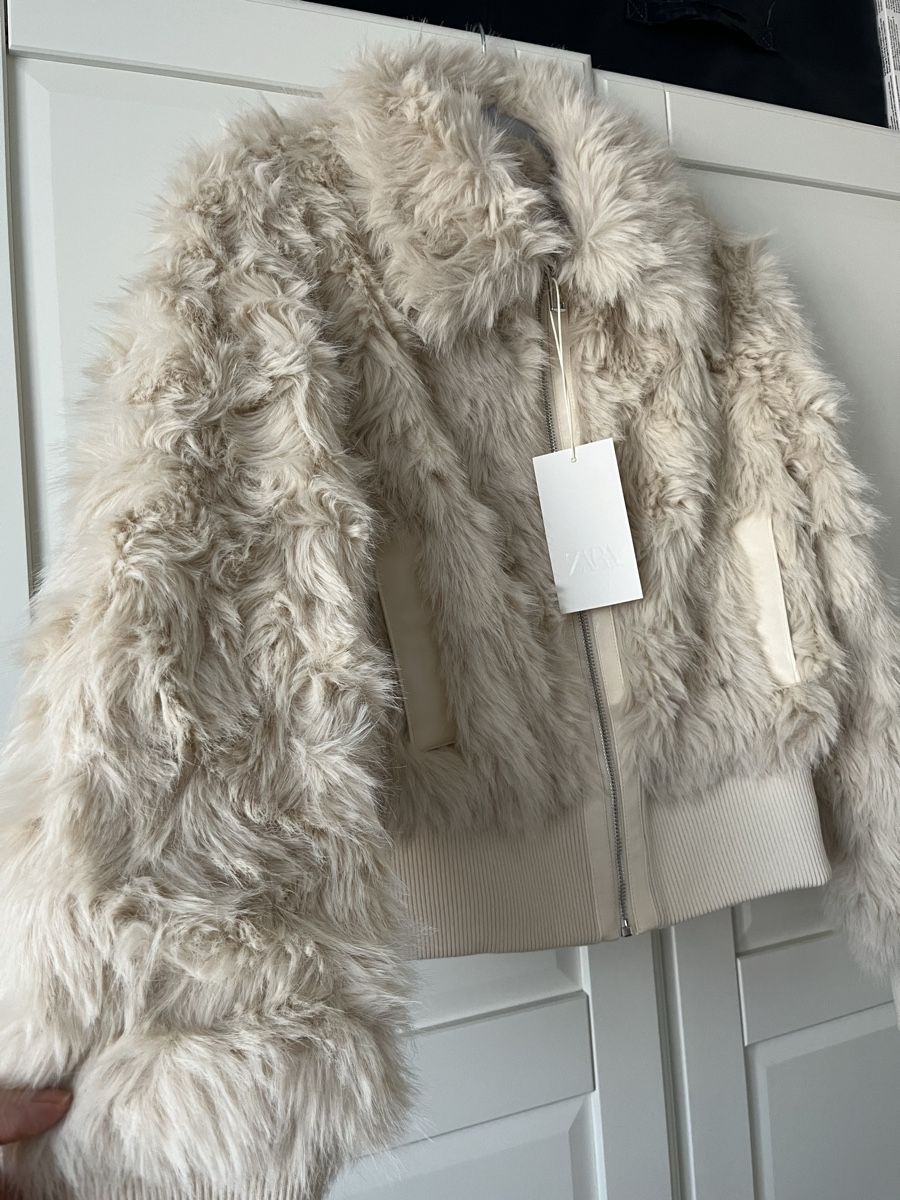 Zara Giacche: Faux Fur Bomber Jacke – Nuovo e nell'imballaggio originale da Allschwil venduto da eyl_bb8q 1