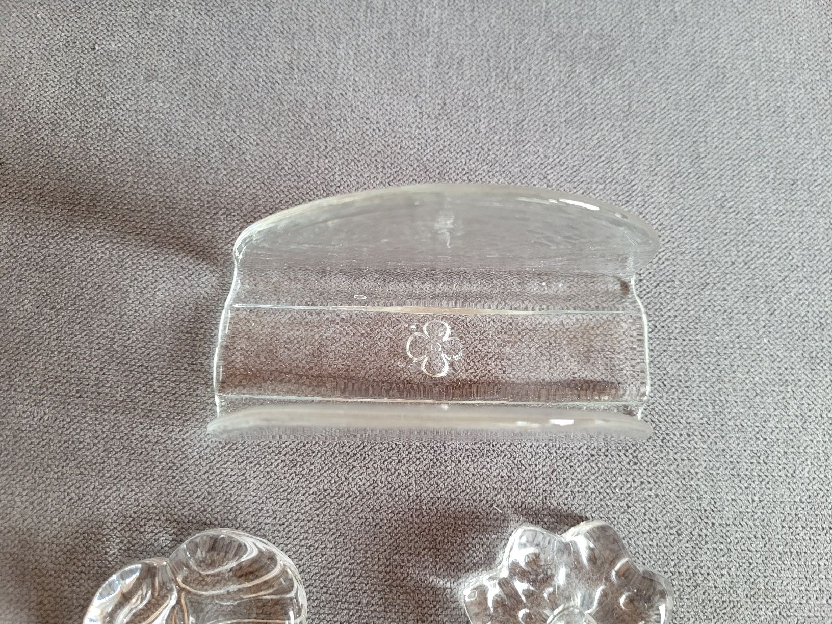 Kerzenständer: Servietten und Kerzenhalter aus Glas – Gebraucht aus Steffisburg von Gismo49