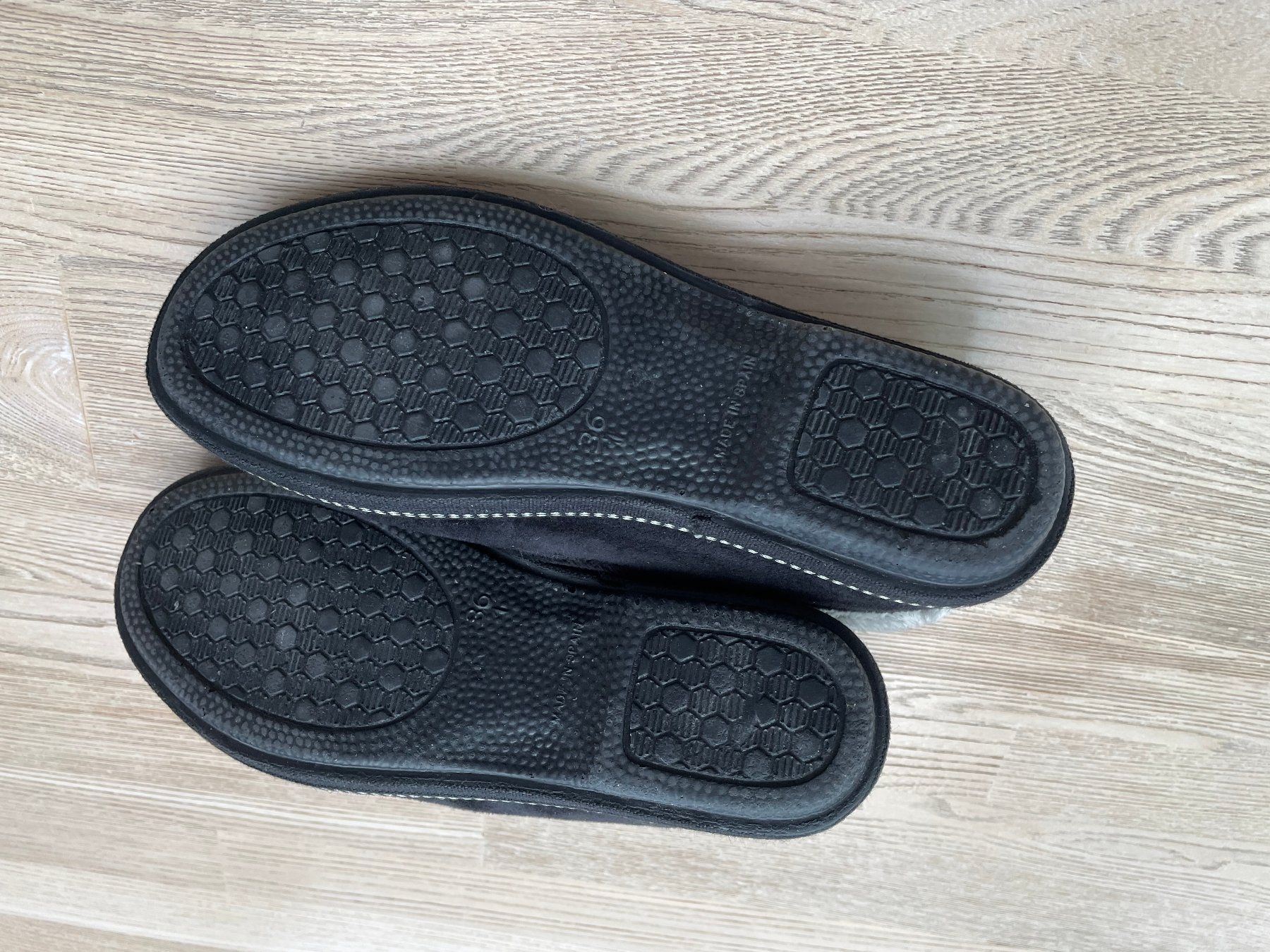 Damenschuhe: Hausschuhe neuwertig in Gr. 36 – Gebraucht aus Schnaus von sueg01 2