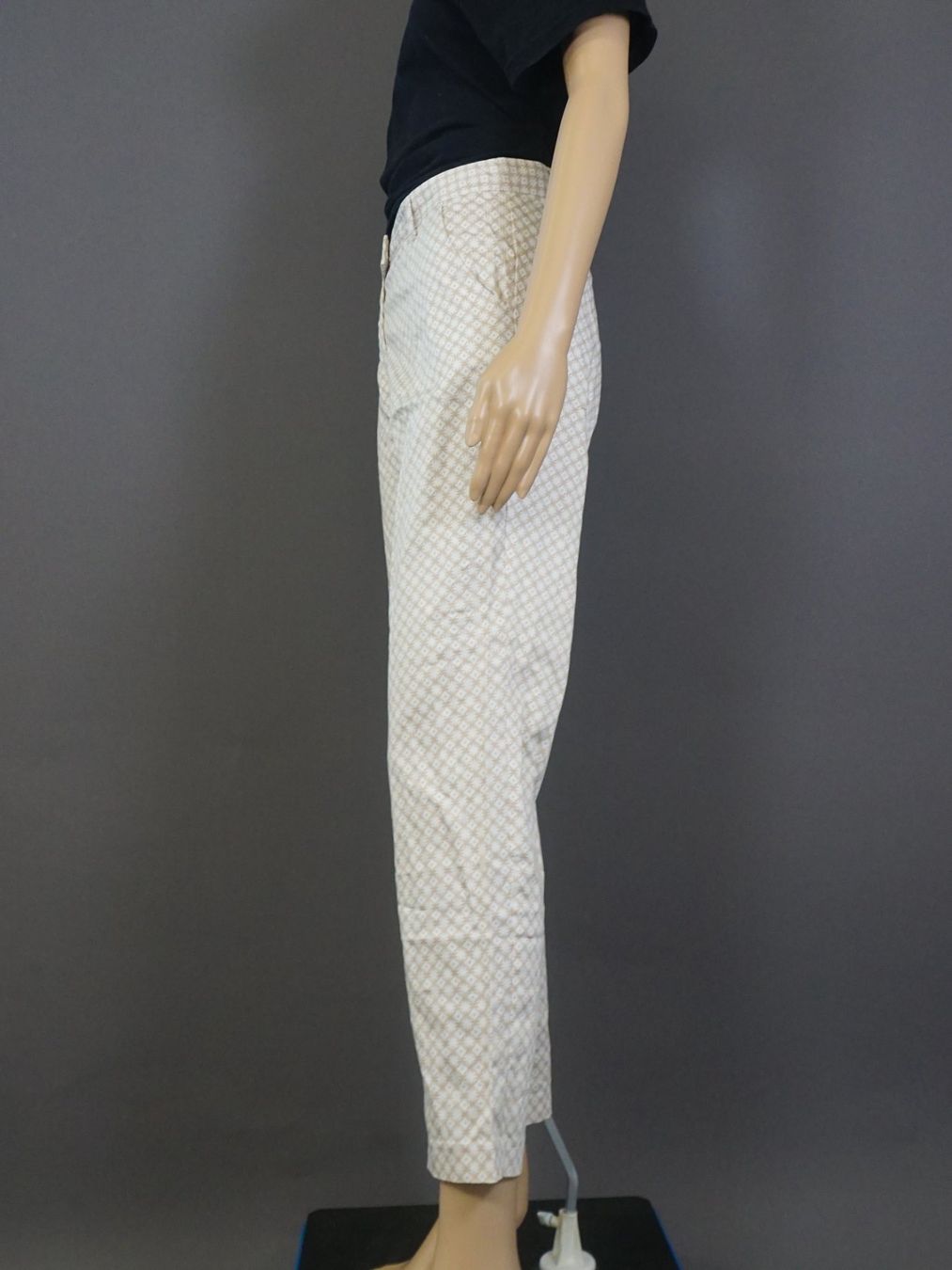 Tchibo Pantalons: Damenhose Tchibo - Gr. 42 – D'occasion à Pratteln par Restwert_Pratteln 1