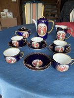 Antikes Kaffeeservice mit mythologischen Szenen