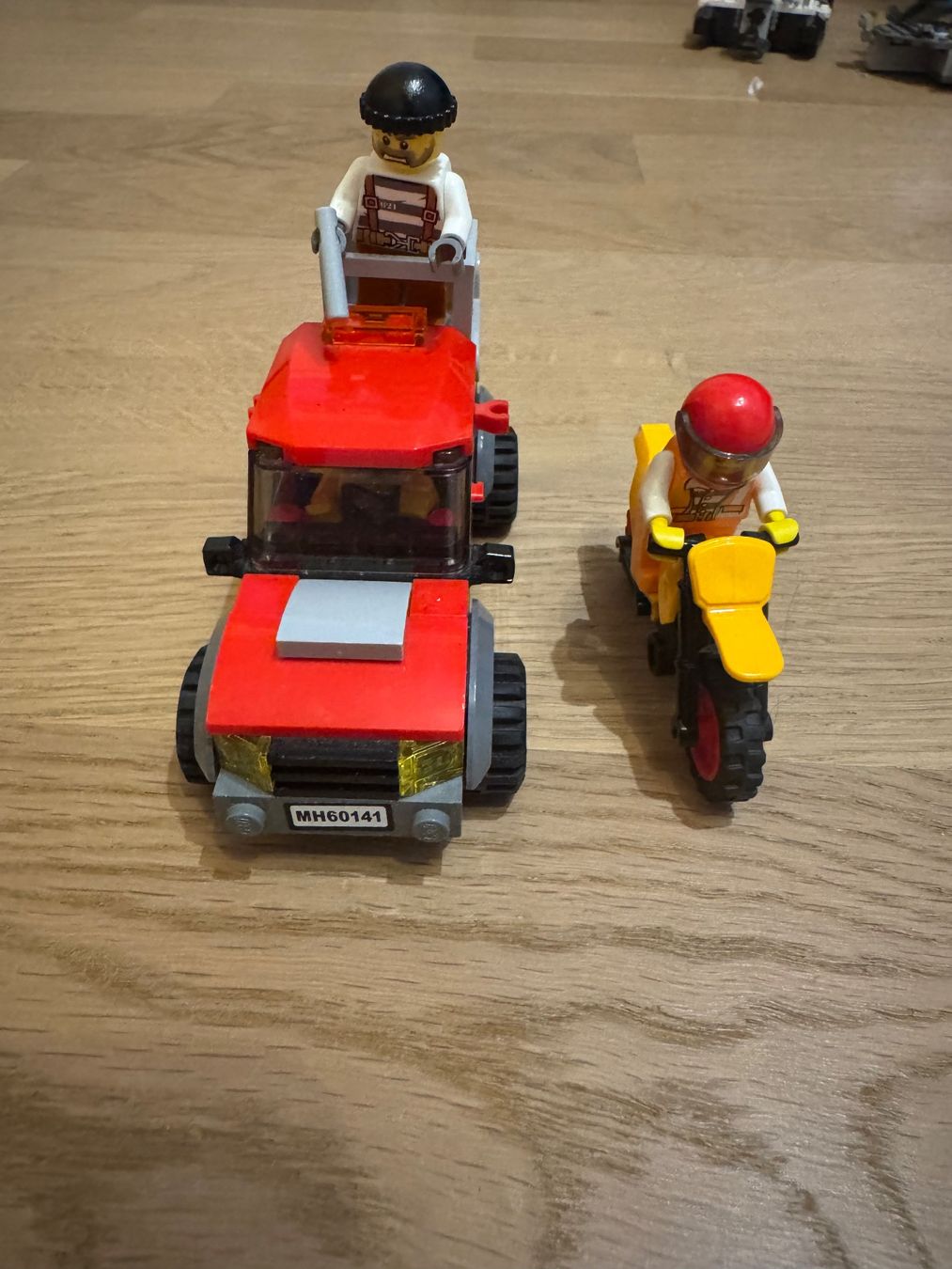 Lego Jouets: Lego City Set 60141 – D'occasion à Steffisburg par sky7000 2