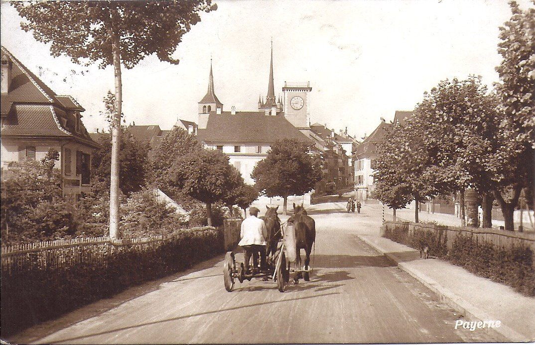 Cartes postales: PAYERNE, intérieur de la ville – D'occasion à Les Verrières par Scampi0