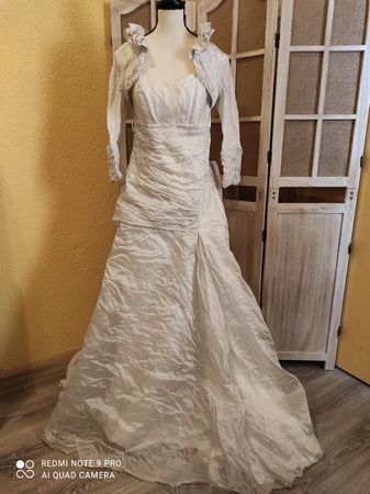 Hochzeitskleid  Mon Bijou Gr.38 Silber-Weiss 🕊️